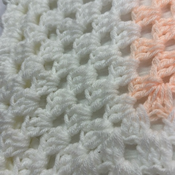 Handmade Crocheted Baby Blanket Throw White/Peach - Picture 3 of 6